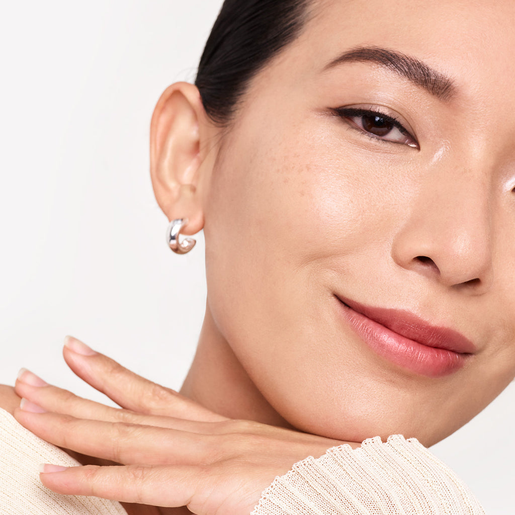ReEvolve Natural Finish Liquid Foundation - Polished Daily Care