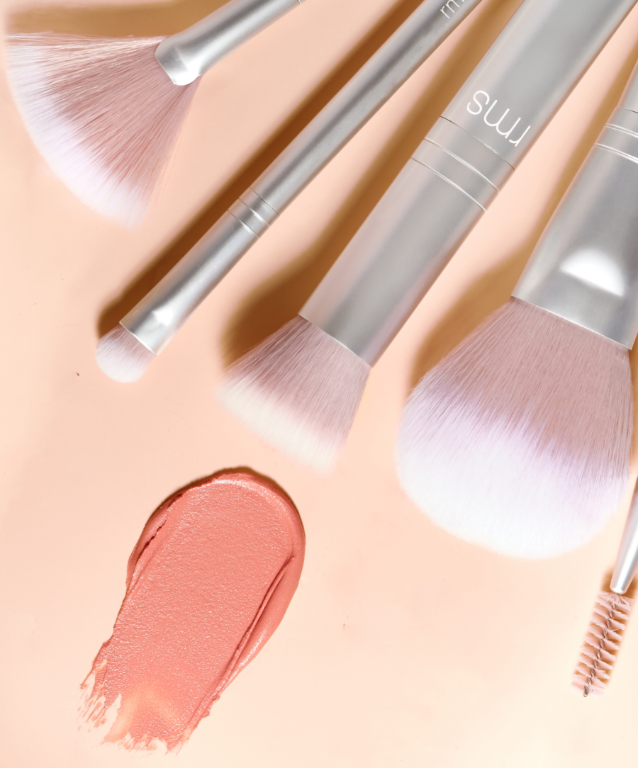 Skin2Skin Blush Brush - Polished Daily Care